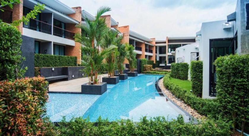 B2 Mae Hong Son Premier Hotel Exterior foto